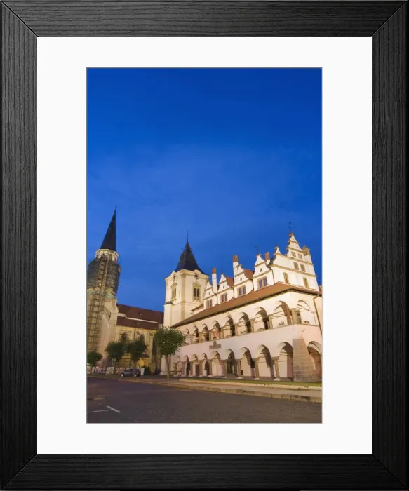 Framed Print : Gothic style Town Hall housing the Spit Museum, church of St Framed Print : Gothic style Town Hall housing the Spit Museum, church of St