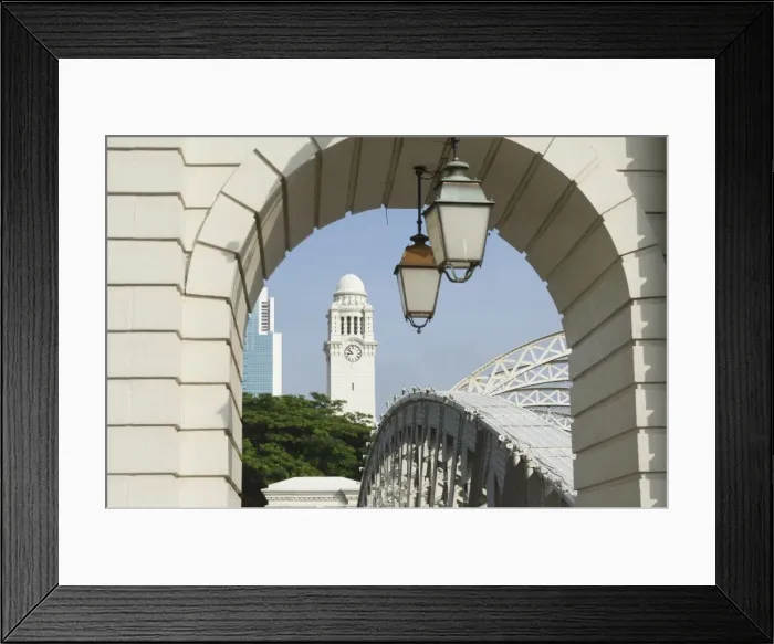Framed Print : The Anderson Bridge in the Colonial District Framed Print : The Anderson Bridge in the Colonial District