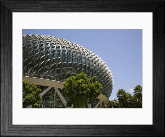 Framed Print : Esplanade Theatres on the Bay and Concert Hall centre Framed Print : Esplanade Theatres on the Bay and Concert Hall centre