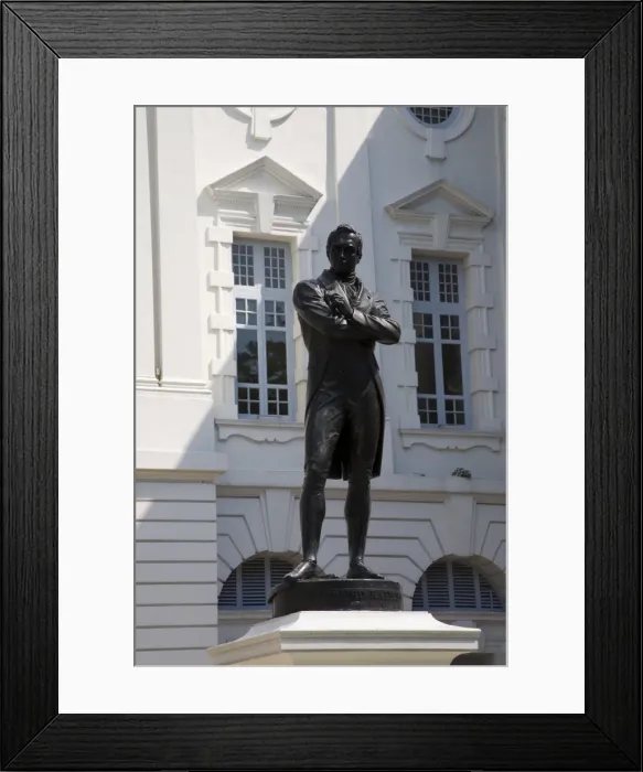 Framed Print : Original bronze statue of Sir Stamford Raffles cast Framed Print : Original bronze statue of Sir Stamford Raffles cast