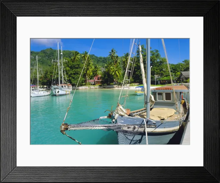 Framed Print : Jetty and harbour Framed Print : Jetty and harbour