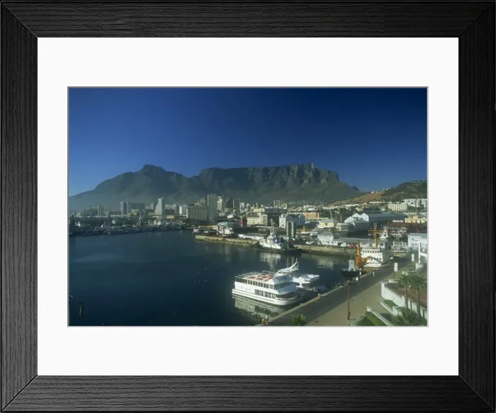 Framed Print : A view of Victoria & Albert Waterfront with Table Mountain behind Framed Print : A view of Victoria & Albert Waterfront with Table Mountain behind