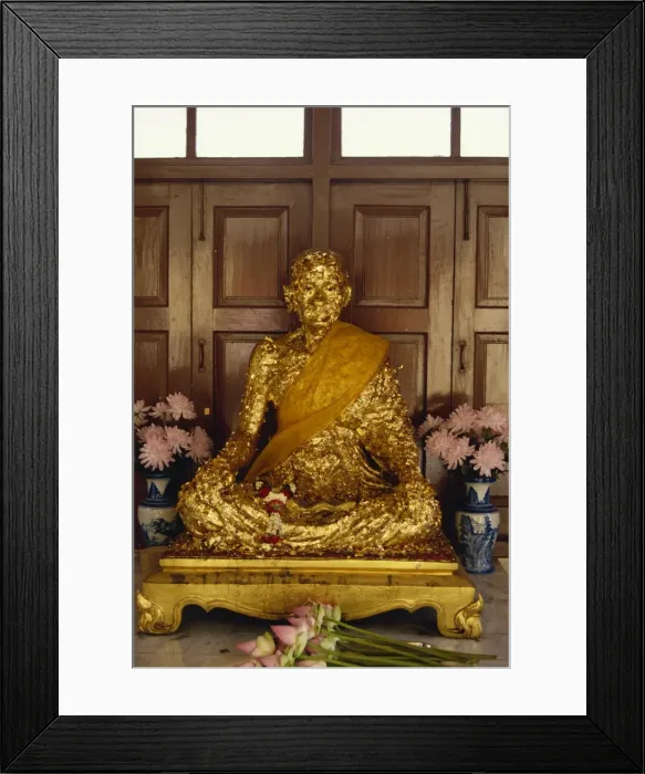 Framed Print : Statue covered in gold leaf in Buddhist temple Framed Print : Statue covered in gold leaf in Buddhist temple