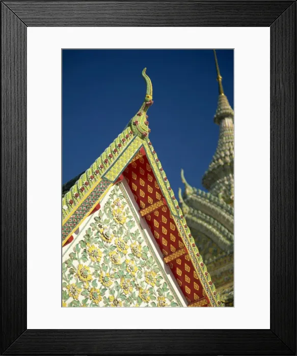 Framed Print : Close-up of decoration of Wihan roof at Wat Pho in Bangkok Framed Print : Close-up of decoration of Wihan roof at Wat Pho in Bangkok