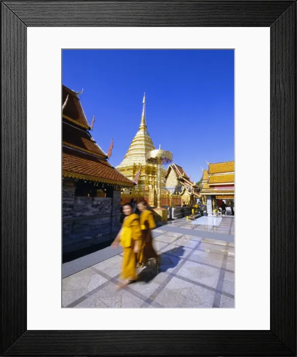 Framed Print : Buddhist monks at Wat Phra That Doi Suthep