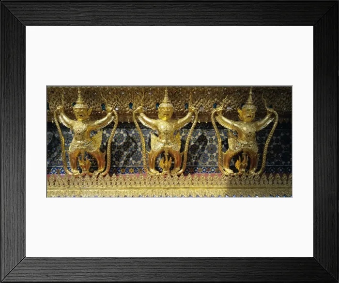 Framed Print : Detail of the exterior of Wat Phra Kaew Framed Print : Detail of the exterior of Wat Phra Kaew