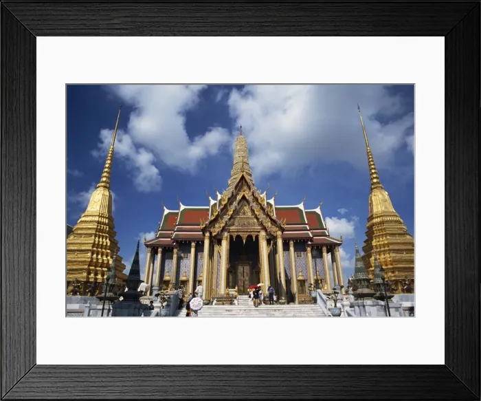 Framed Print : The Royal Pantheon at Wat Phra Keo Framed Print : The Royal Pantheon at Wat Phra Keo