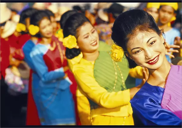 Thai girls performing local dance during King Narai Reign Fair