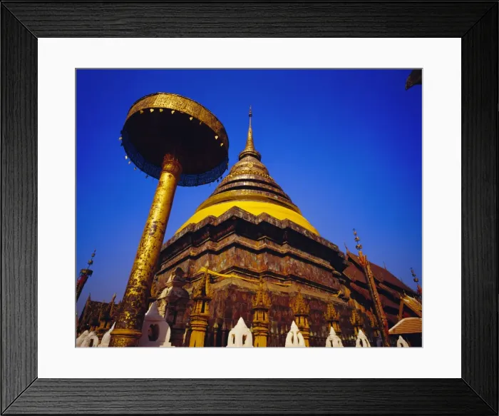 Framed Print : Main chedi and umbrella in Lanna style Framed Print : Main chedi and umbrella in Lanna style