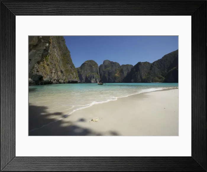 Framed Print : Ao Maya, Ko Phi Phi Leh Framed Print : Ao Maya, Ko Phi Phi Leh