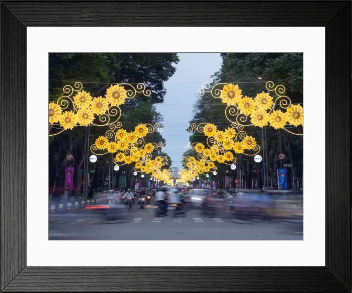 Framed Print : Rush hour traffic, Ho Chi Minh City (Saigon), Vietnam, Indochina, Southeast Asia, Asia Framed Print : Rush hour traffic, Ho Chi Minh City (Saigon), Vietnam, Indochina, Southeast Asia, Asia