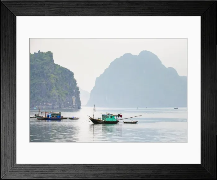 Framed Print : Boats in Ha Long Bay on a foggy morning, UNESCO World Heritage Site, Quang Ninh Province Framed Print : Boats in Ha Long Bay on a foggy morning, UNESCO World Heritage Site, Quang Ninh Province