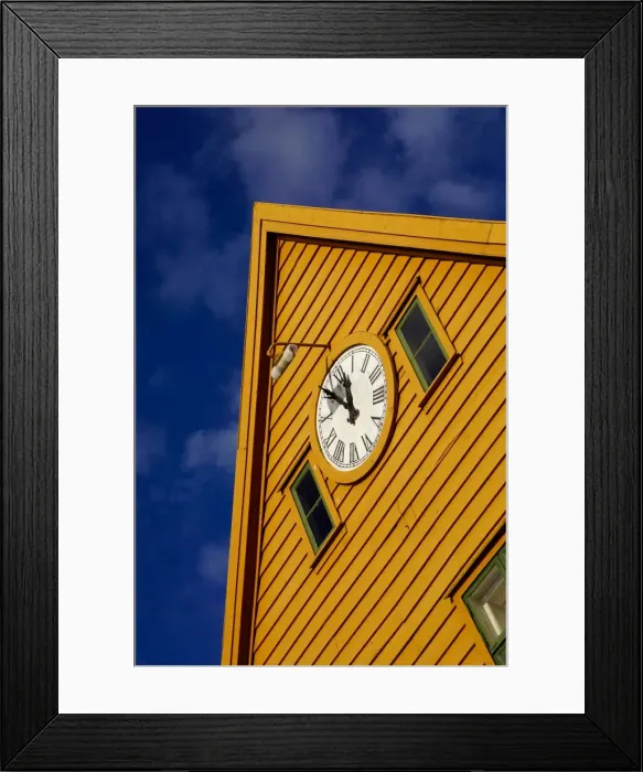 Framed Print : Traditional wooden Hanseatic merchants buildings of the Bryggen, UNESCO World Heritage Site Framed Print : Traditional wooden Hanseatic merchants buildings of the Bryggen, UNESCO World Heritage Site