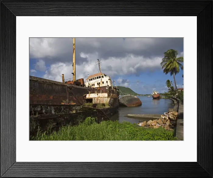 Framed Print : Ship wreck Framed Print : Ship wreck