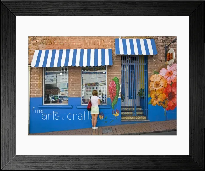 Framed Print : Craft store on Young Street, St Framed Print : Craft store on Young Street, St