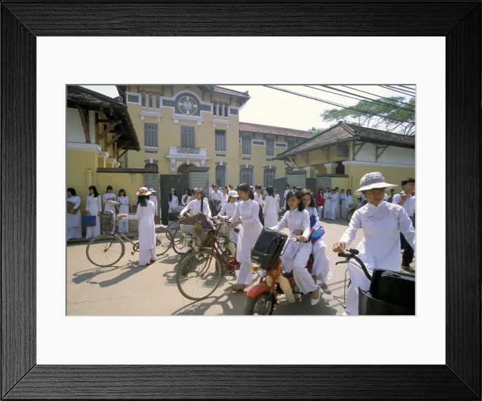 Framed Print : Nguen Thi Minh Khai high school Framed Print : Nguen Thi Minh Khai high school