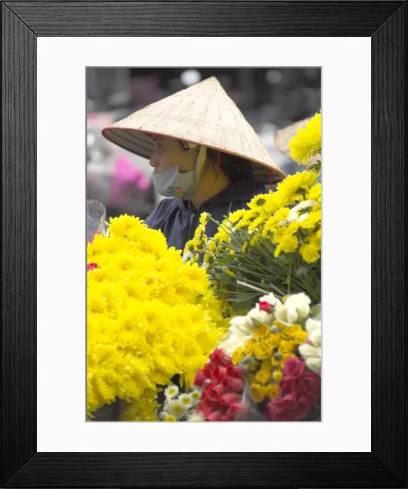 Framed Print : Woman wearing traditional hat and selling fresh cut flowers Framed Print : Woman wearing traditional hat and selling fresh cut flowers