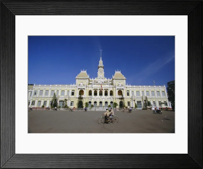 Framed Print : Hotel de Ville (City Hall) Framed Print : Hotel de Ville (City Hall)