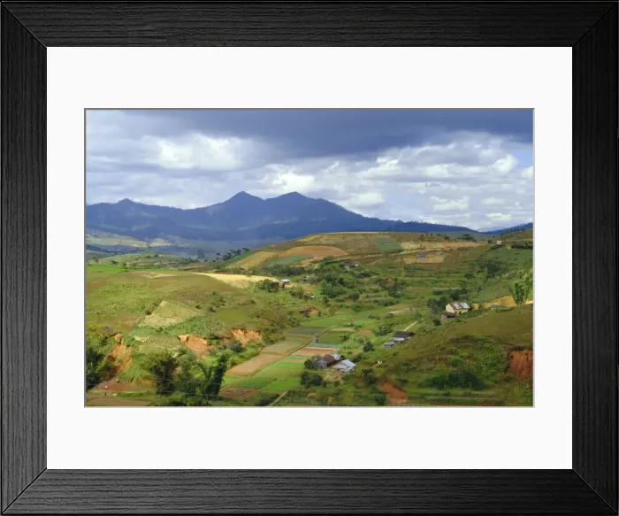 Framed Print : Typical Central Highlands landscape Framed Print : Typical Central Highlands landscape