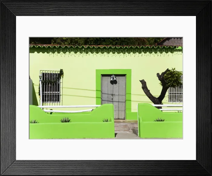 Framed Print : House in Pampatar City Framed Print : House in Pampatar City