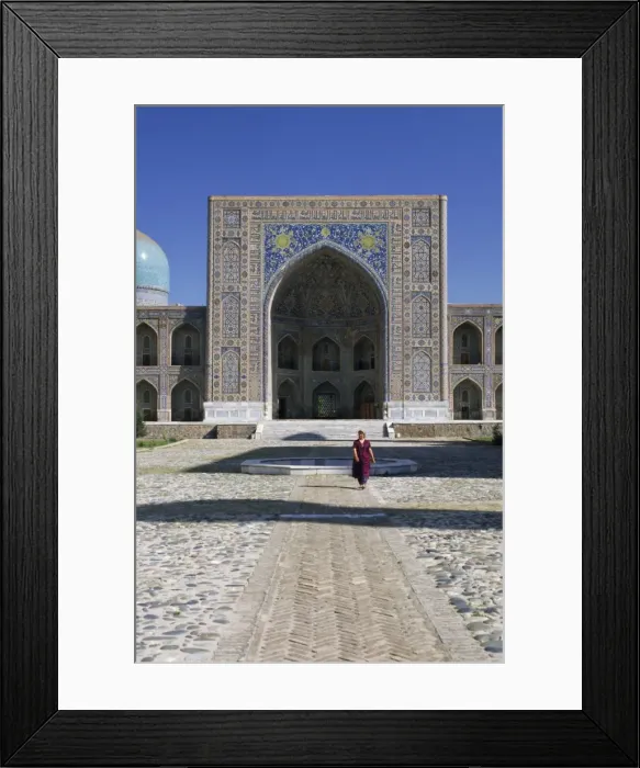 Framed Print : Tilla Kari Madrasa (1646-1649) Framed Print : Tilla Kari Madrasa (1646-1649)
