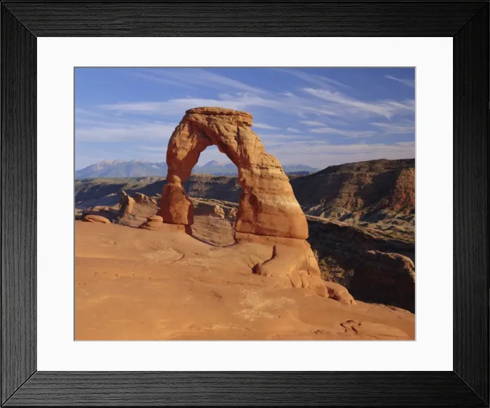 Framed Print : Delicate Arch (45 ft high Framed Print : Delicate Arch (45 ft high