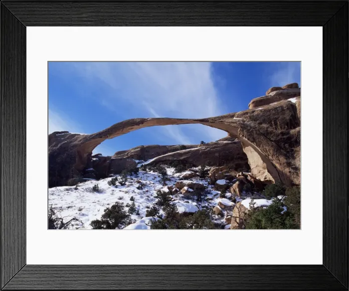 Framed Print : Landscape Arch with snow Framed Print : Landscape Arch with snow