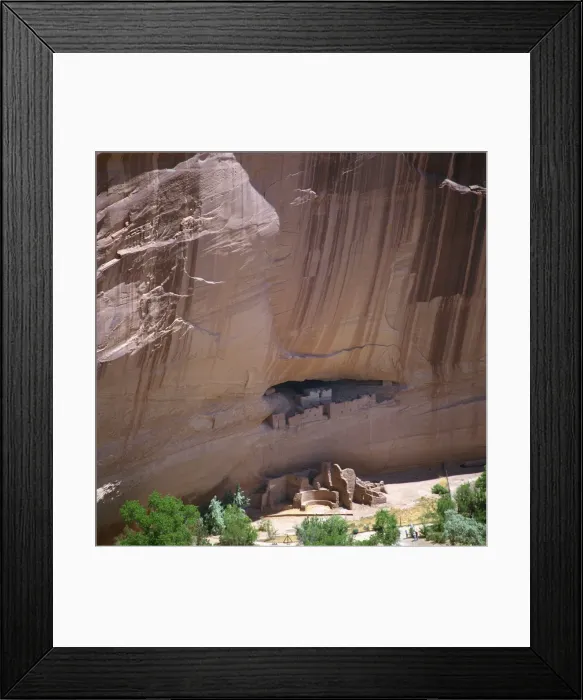 Framed Print : Cliff dwellings under the rock face in the Canyon de Chelly Framed Print : Cliff dwellings under the rock face in the Canyon de Chelly