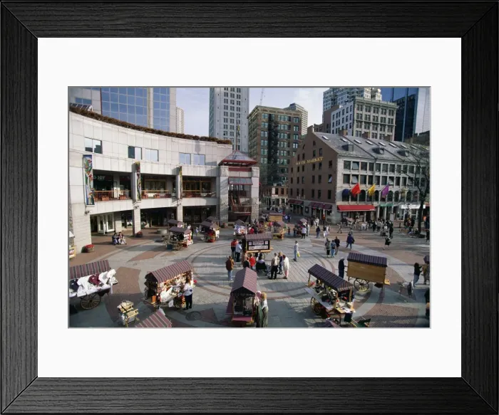Framed Print : South Market in the Fanieul Hall market district