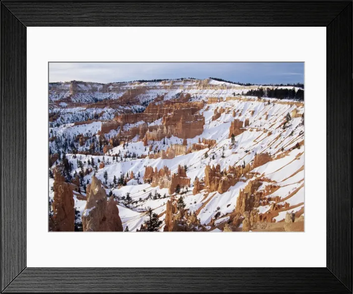 Framed Print : Snow and hoodoos from Sunrise Point