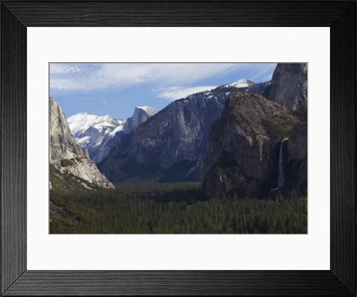 Framed Print : Bridalveil Falls and granite walls of El Capitan Framed Print : Bridalveil Falls and granite walls of El Capitan