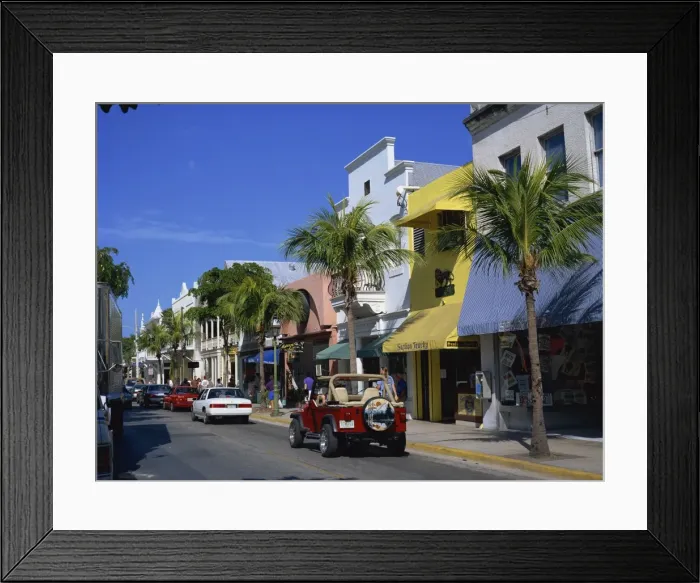 Framed Print : Street scene in Duval Street Framed Print : Street scene in Duval Street