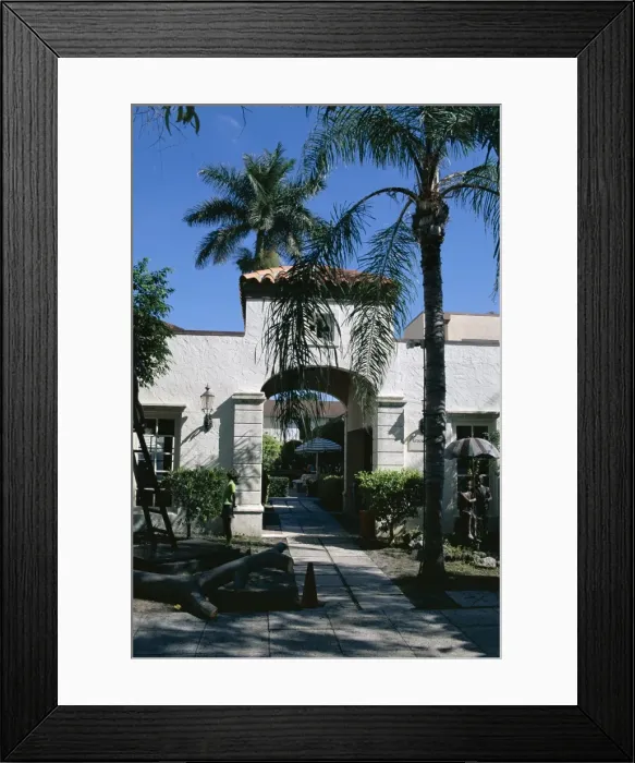 Framed Print : Worth Avenue Framed Print : Worth Avenue