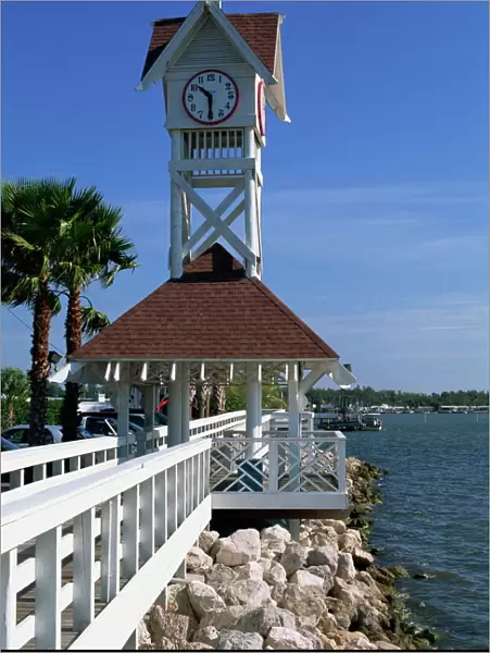 The Pier and clock