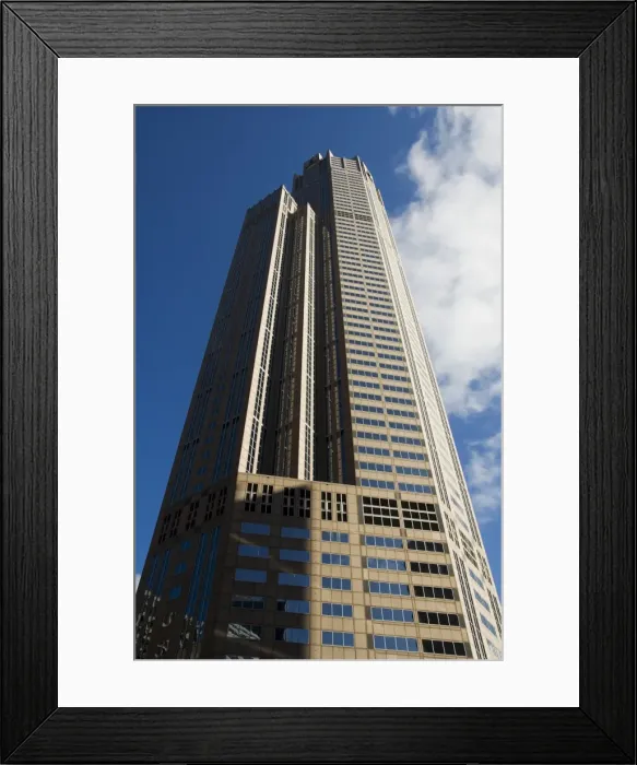 Framed Print : Building near the Sears Tower Framed Print : Building near the Sears Tower