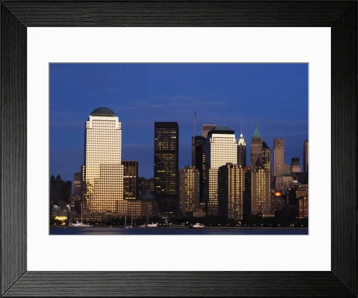 Framed Print : Lower Manhattan skyline at dusk across the Hudson River Framed Print : Lower Manhattan skyline at dusk across the Hudson River