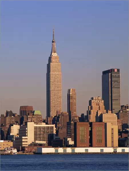 Manhattan skyline and the Empire State Building