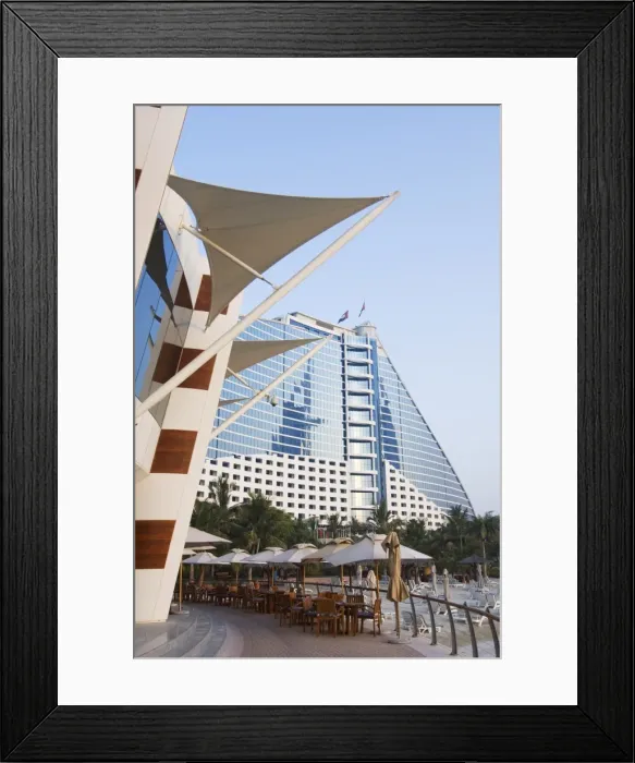 Framed Print : Jumeirah Beach Hotel Framed Print : Jumeirah Beach Hotel