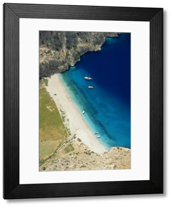Framed Print : Secluded bay Framed Print : Secluded bay