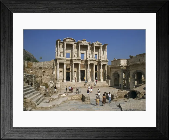 Framed Print : Tourists visiting the Roman Library of Celsus dating Framed Print : Tourists visiting the Roman Library of Celsus dating