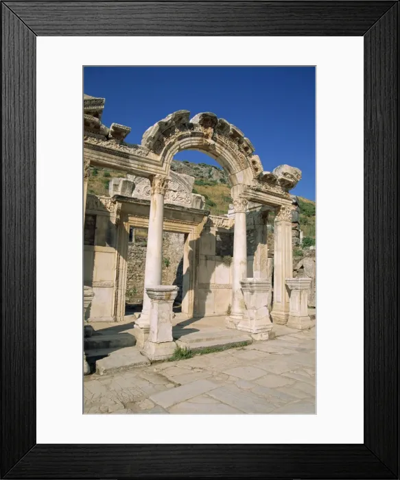 Framed Print : Columns of the Aphrodite Temple at the archaeological Framed Print : Columns of the Aphrodite Temple at the archaeological