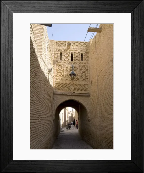 Framed Print : Medina (inner city) Framed Print : Medina (inner city)