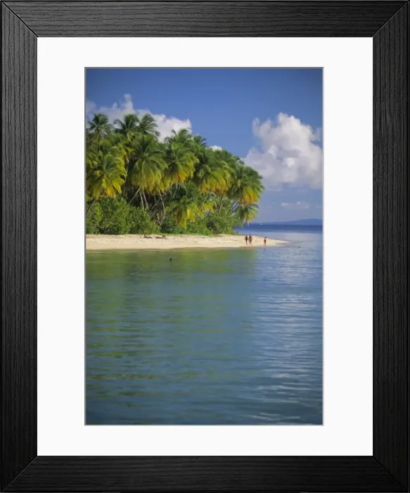 Framed Print : Beach at Pigeon Point on the southwest coast of the island Framed Print : Beach at Pigeon Point on the southwest coast of the island