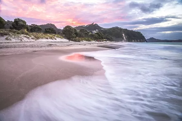 Sunset at Hahei Beach, Coromandel Peninsula, North Island, New Zealand, Pacific