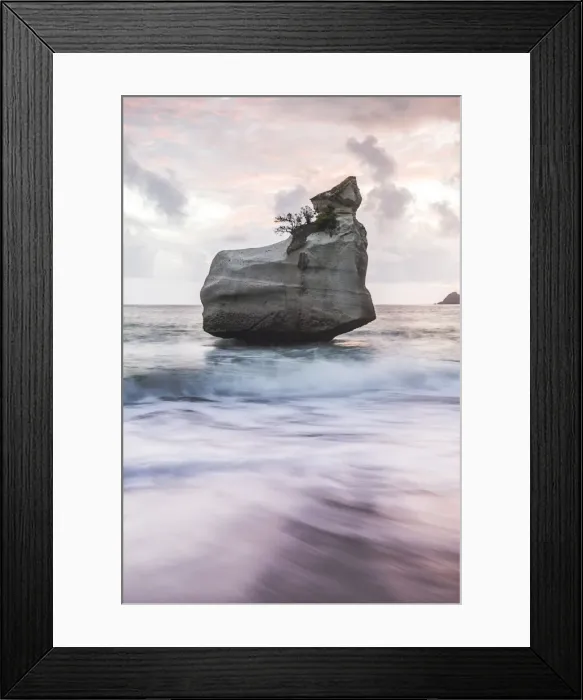 Framed Print : Cathedral Cove at sunrise, Coromandel Peninsula, North Island, New Zealand, Pacific Framed Print : Cathedral Cove at sunrise, Coromandel Peninsula, North Island, New Zealand, Pacific