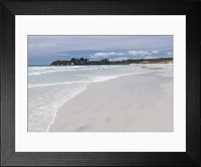 Framed Print : Rarawa Beach, a popular and beautiful white sand beach in Northland Region, North Island Framed Print : Rarawa Beach, a popular and beautiful white sand beach in Northland Region, North Island