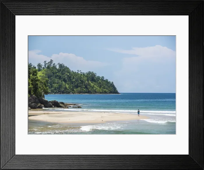 Framed Print : Tourist walking on Sungai Pinang Beach, near Padang in West Sumatra, Indonesia, Southeast Asia Framed Print : Tourist walking on Sungai Pinang Beach, near Padang in West Sumatra, Indonesia, Southeast Asia
