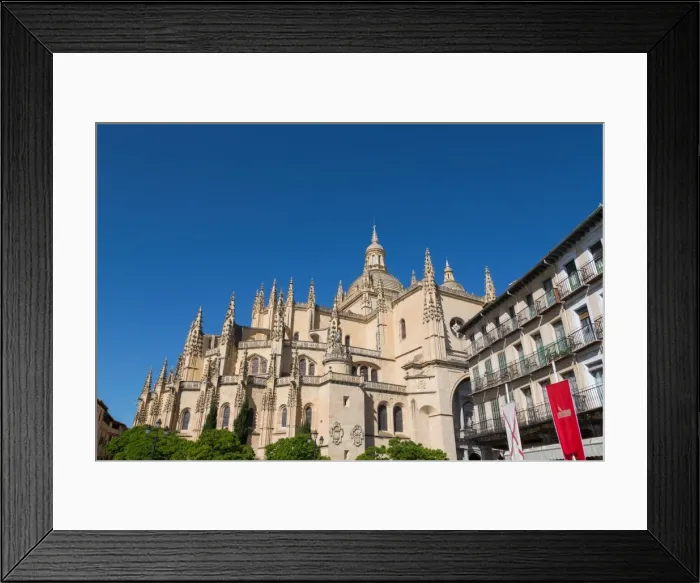 Framed Print : The imposing Gothic Cathedral of Segovia from Plaza Mayor, Segovia, Castilla y Leon Framed Print : The imposing Gothic Cathedral of Segovia from Plaza Mayor, Segovia, Castilla y Leon