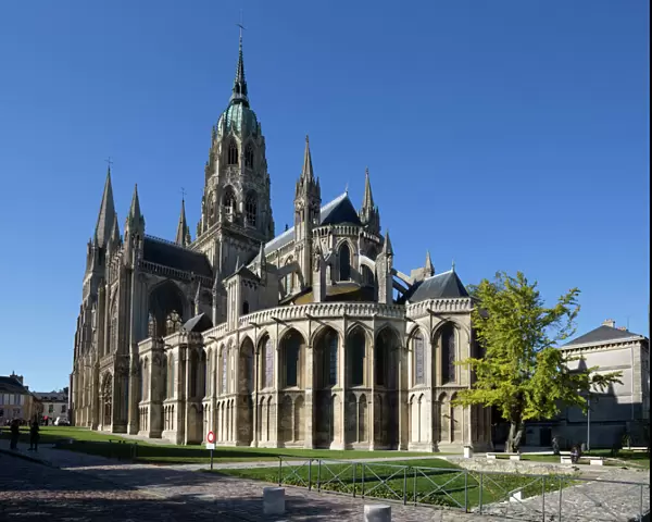 East end of Notre-Dame Cathedral, Bayeux, Normandy, France, Europe