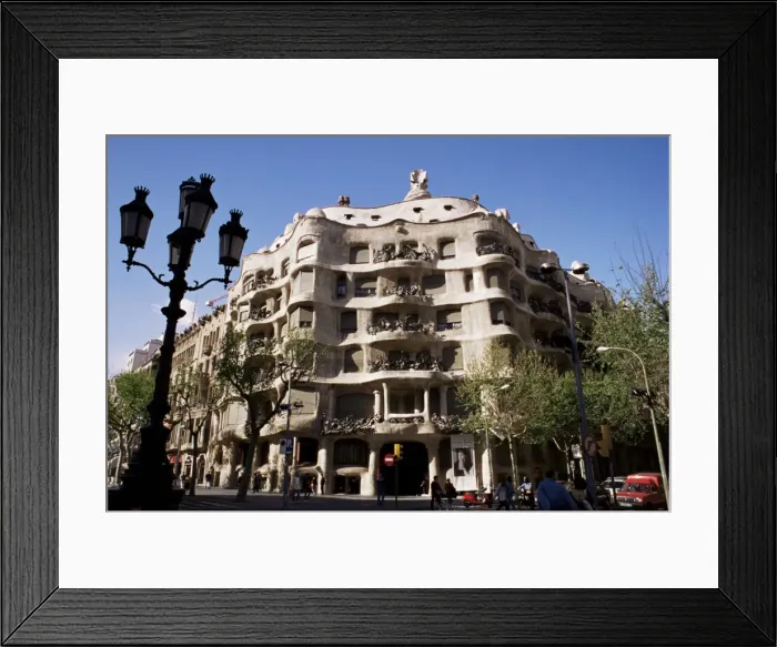 Framed Print : Gaudis Casa Mila (La Pedrera) Framed Print : Gaudis Casa Mila (La Pedrera)
